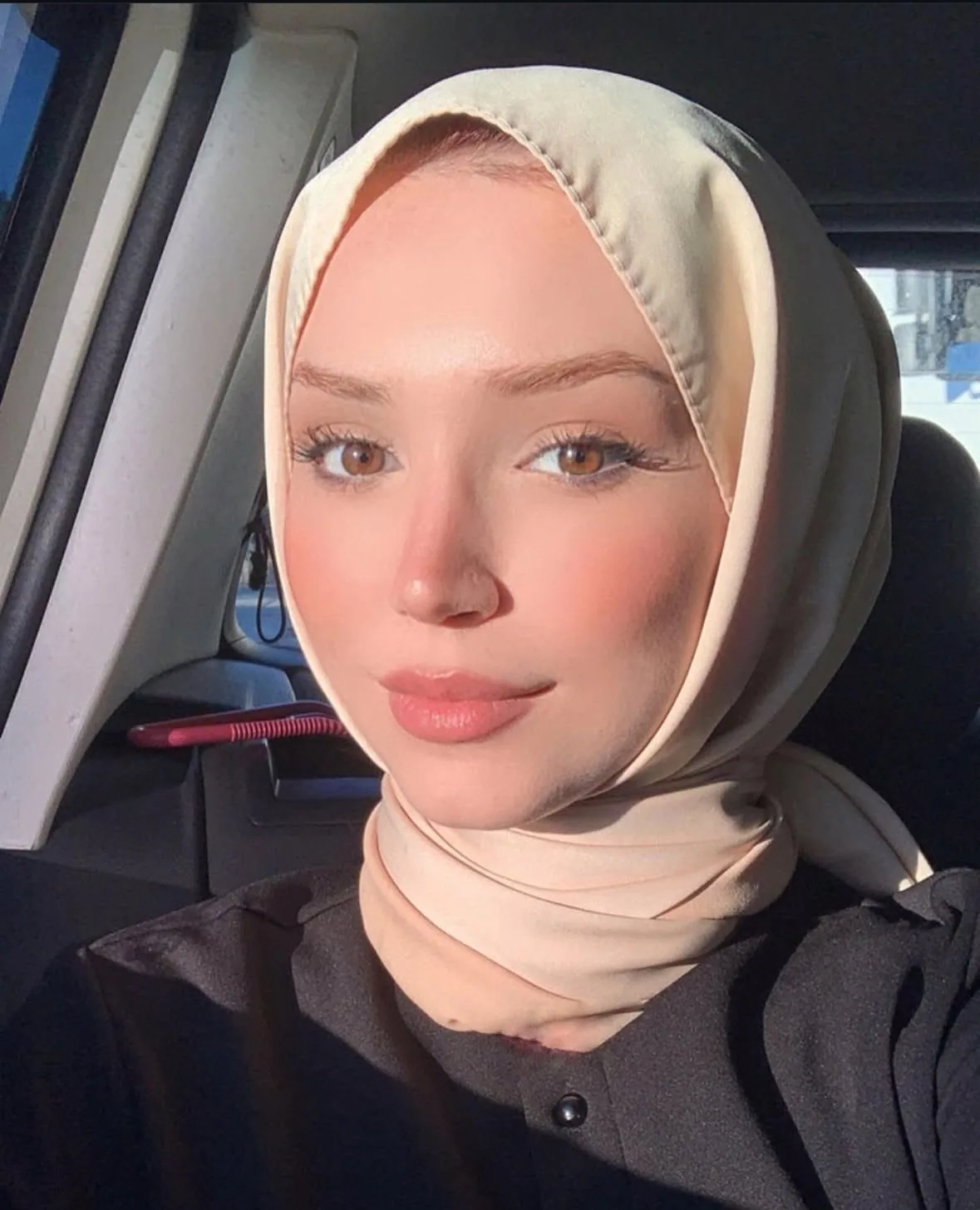 Hilal - Arnavutköy Escort