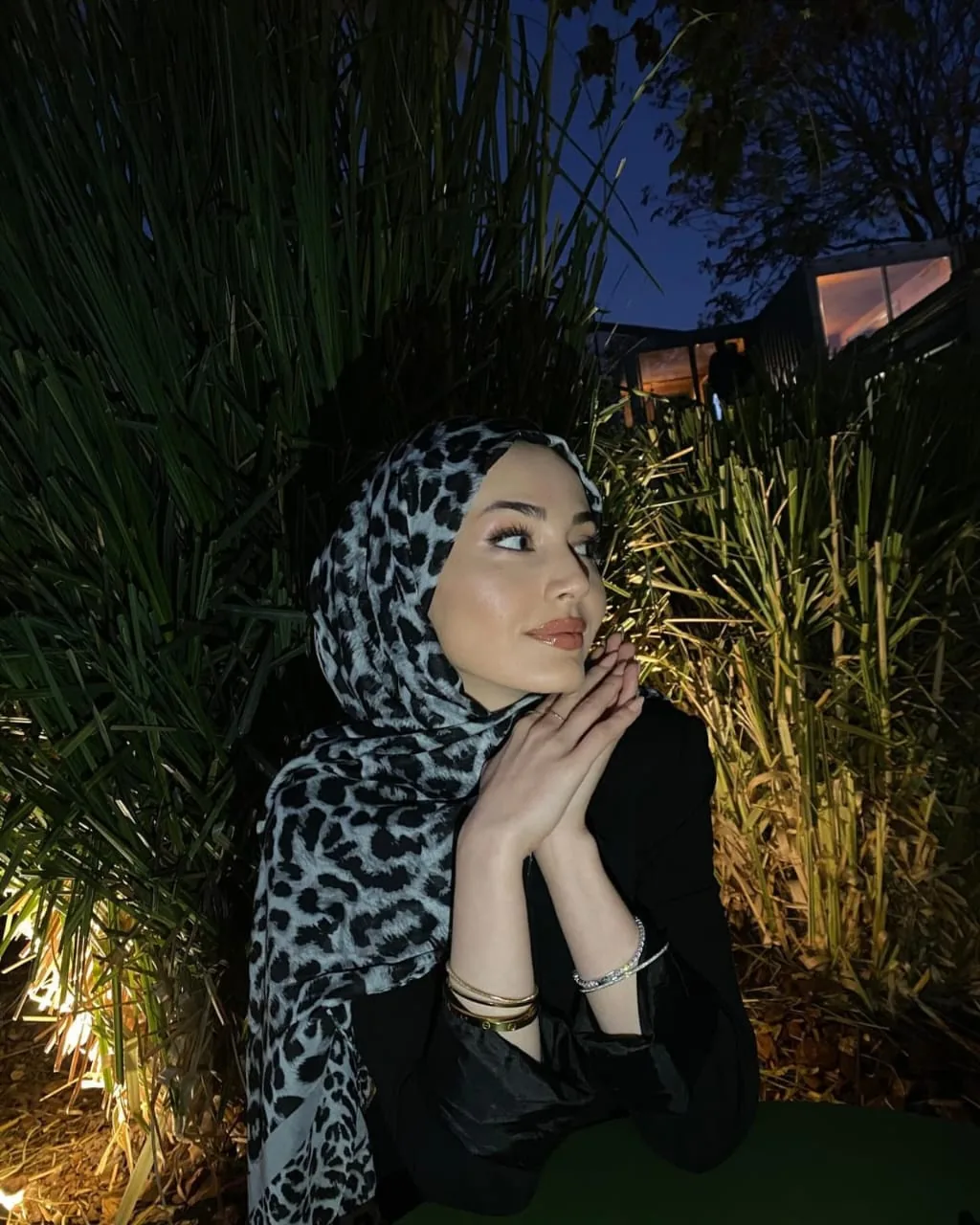 Esra - Arnavutköy Escort