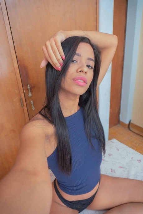 Beylikdüzü Escort - Kurtköy Eve Otele Gelen Ucuz Escort Yetenekli Hülya